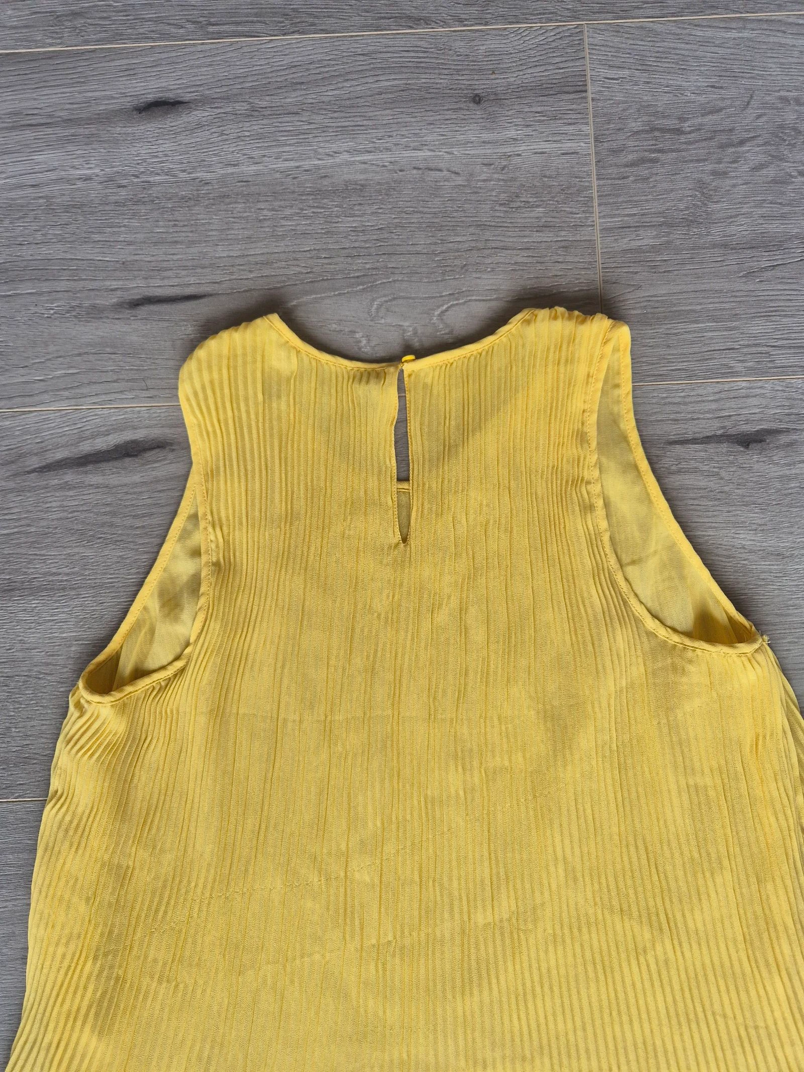 ZARA Haut Plissé Jaune / Blouse Sans Manches avec Fermeture Arrière – Taille S – photo 8